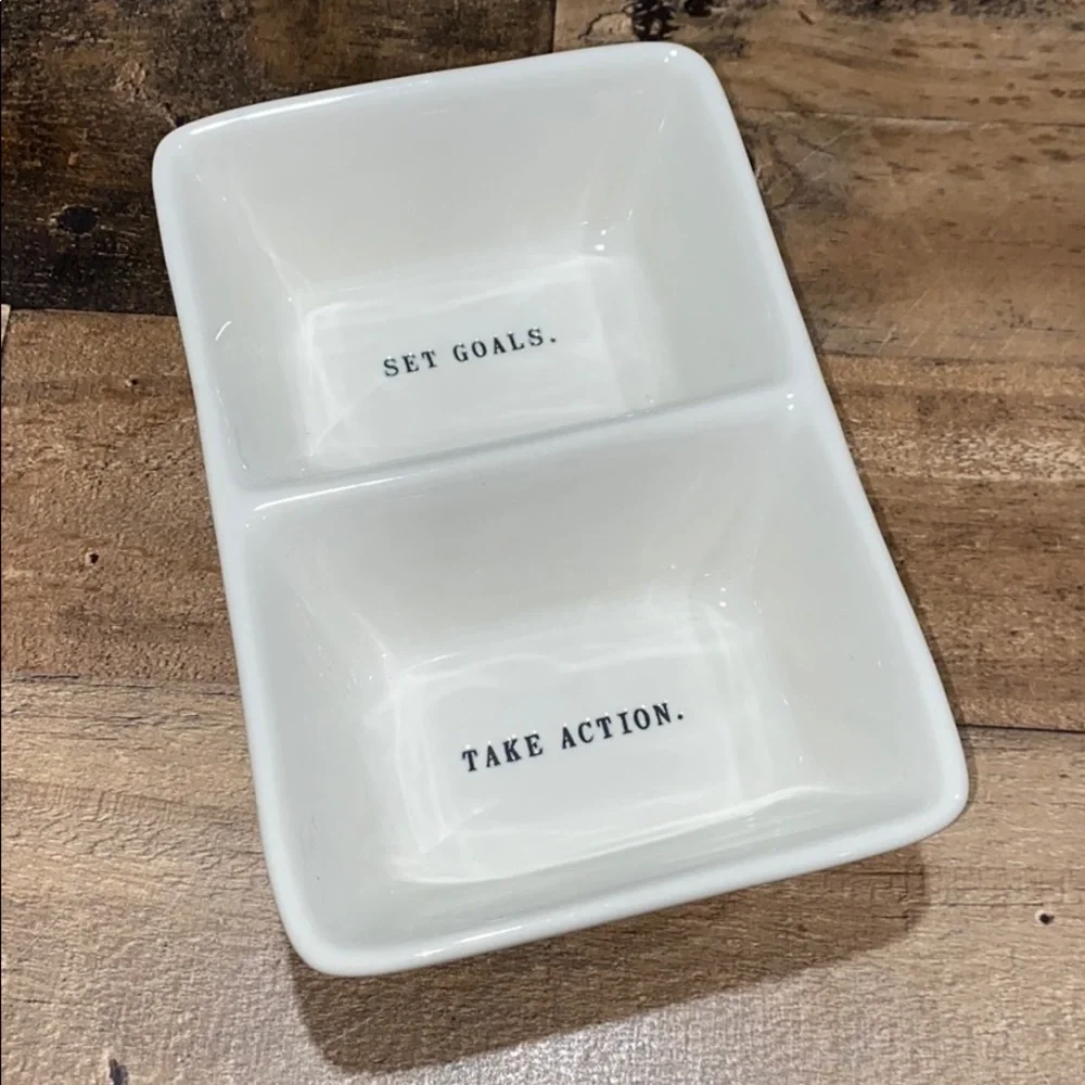 Rae Dunn bowl divided‎ trinket tray NWOT